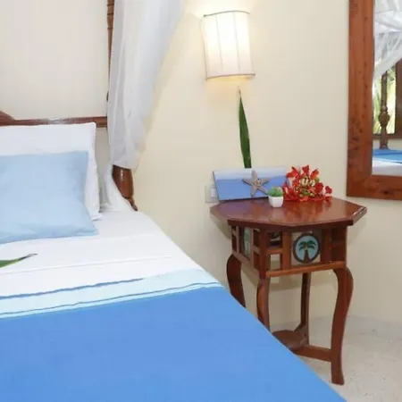 Tembo Beach Cottage Malindi Exterior photo