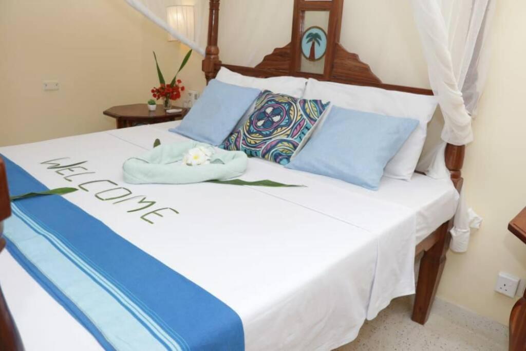 Tembo * Malindi